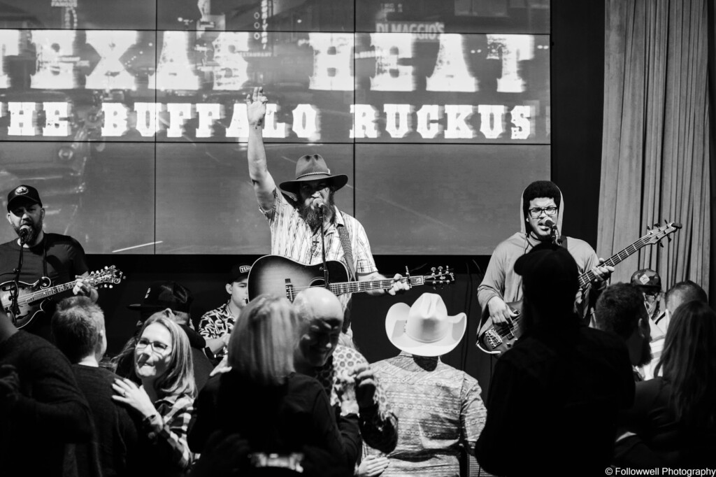 The Buffalo Ruckus playing to a packed crowd